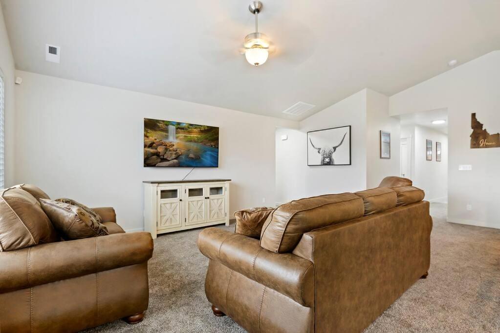 Beautiful Brand New Kuna Home! 외부 사진