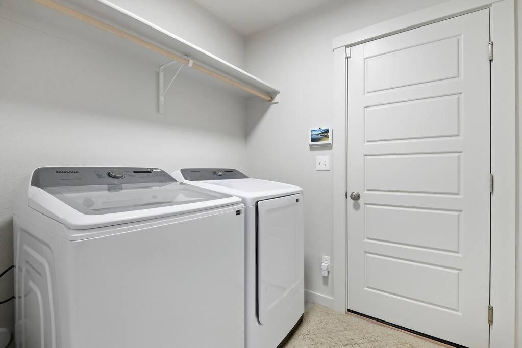 Beautiful Brand New Kuna Home! 외부 사진