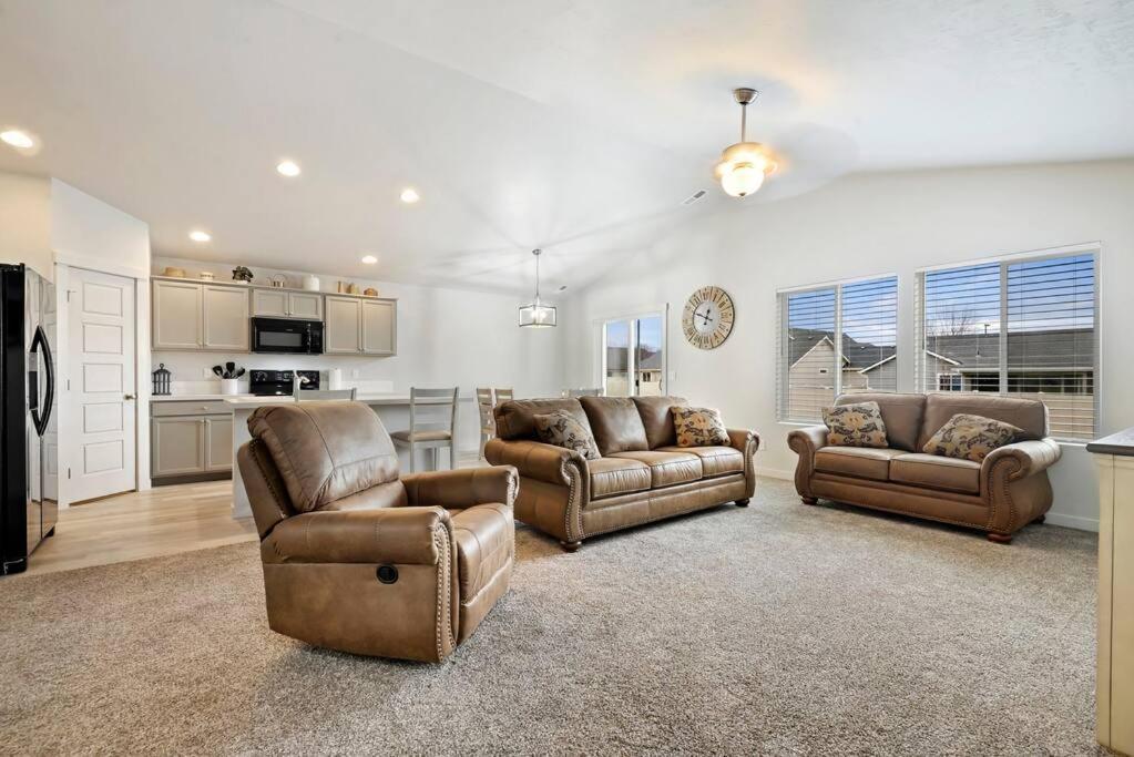 Beautiful Brand New Kuna Home! 외부 사진