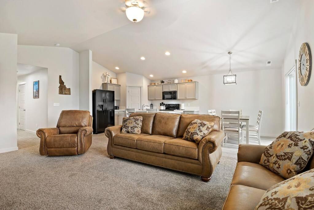 Beautiful Brand New Kuna Home! 외부 사진