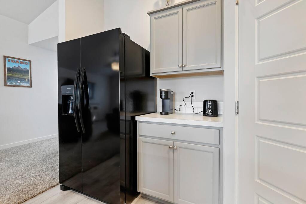 Beautiful Brand New Kuna Home! 외부 사진